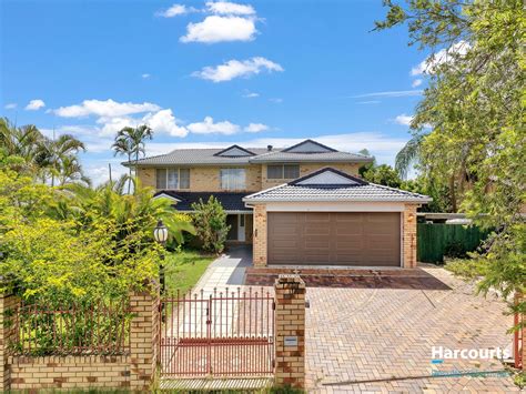 46 Honeysuckle Way, CALAMVALE, QLD 4116 .